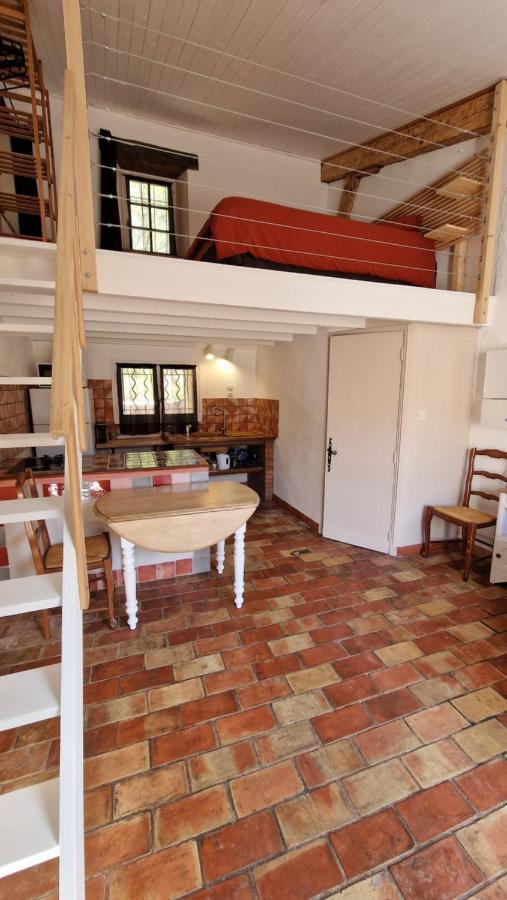 Studio Au Pied De La Sainte Victoire Puyloubier Esterno foto